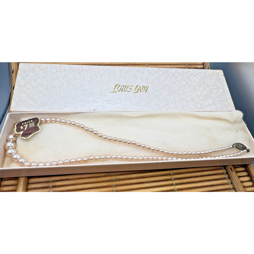 Vintage Lotus Lady Faux Pearl Necklace 18" NWT Vintage Box intact